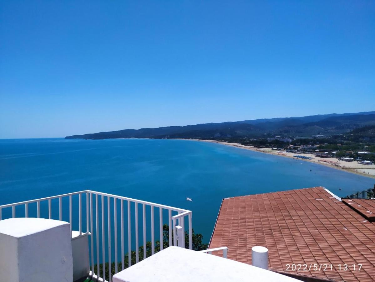Вилла Casina Viestana Вьесте Экстерьер фото